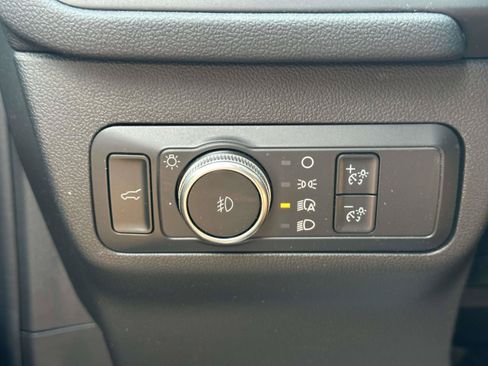 Certified 2022 Ford Escape SEL AWD/4WD image 33
