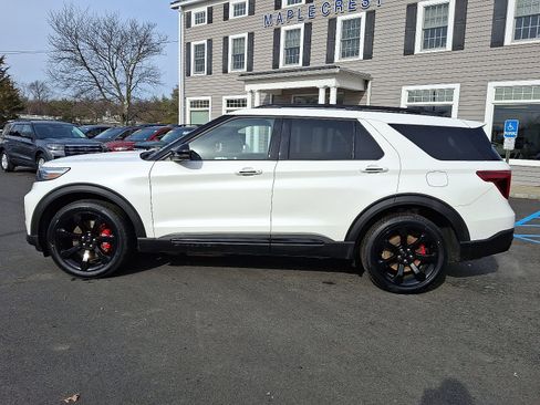 Used 2023 Ford Explorer ST w/ Equipment Group 401A image 8