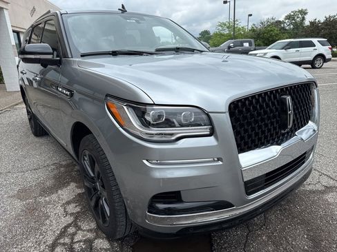 Used 2024 Lincoln Navigator Black Label AWD/4WD image 14