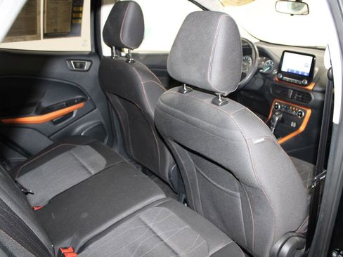 Used 2021 Ford EcoSport SE w/ SE Convenience Package image 31