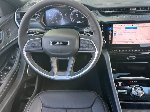 New 2026 Jeep Grand Cherokee L Limited AWD/4WD image 14