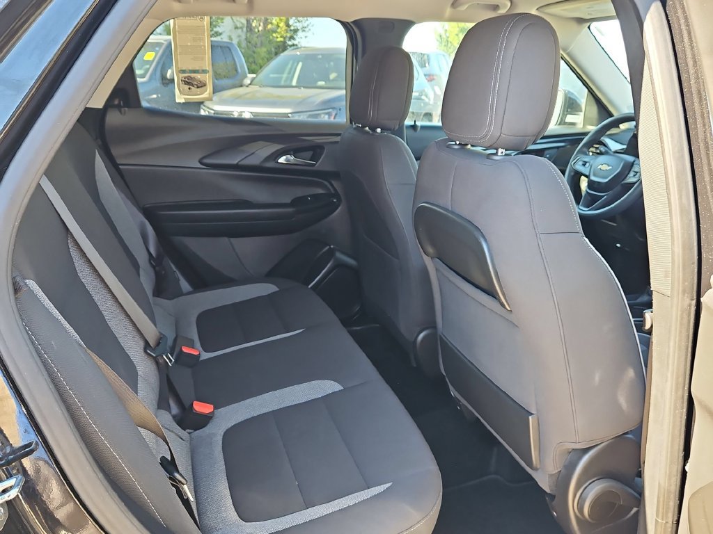 Used 2025 Chevrolet TrailBlazer LT AWD/4WD image 30