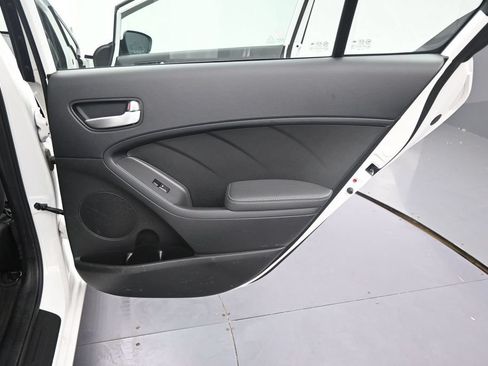 Used 2018 Kia Forte LX w/ LX Popular Package FWD image 18