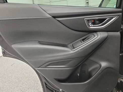 Used 2023 Subaru Forester Premium image 10