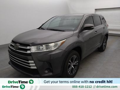 Used 2017 Toyota Highlander LE