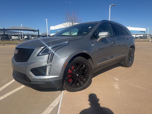 Used 2023 Cadillac XT5 Sportv image 1