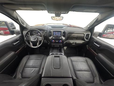 Used 2021 GMC Sierra 2500 Denali w/ Denali Ultimate Package image 12