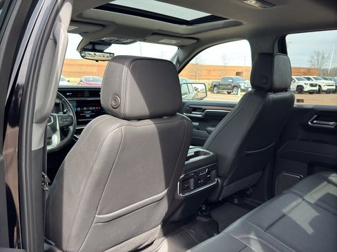 Used 2024 GMC Sierra 1500 Denali image 13