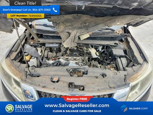 Used 2014 Nissan Pathfinder S image 16