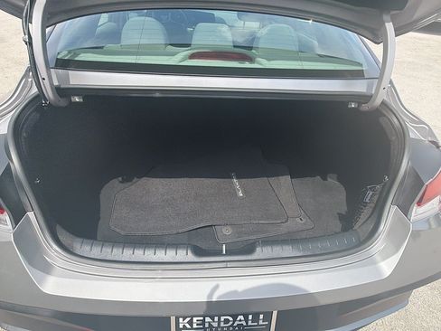 Used 2024 Hyundai Elantra SEL FWD image 23