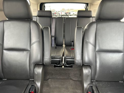 Used 2014 GMC Yukon XL Denali image 26