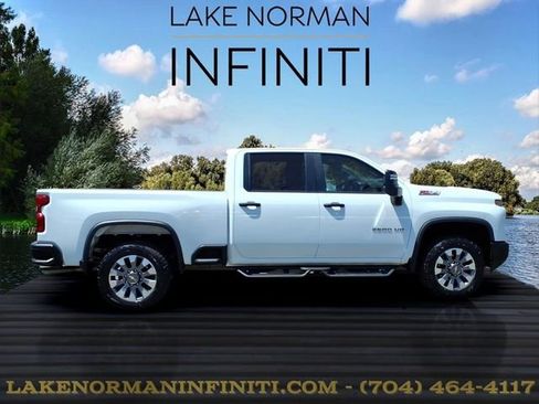 Used 2025 Chevrolet Silverado 2500 Custom w/ Custom Value Package AWD/4WD image 24