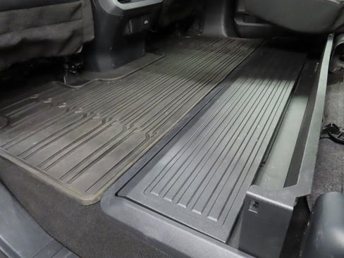 Used 2024 Ford F450 Lariat w/ Chrome Package image 76