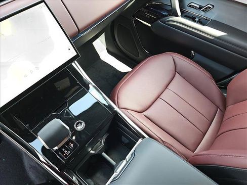 New 2025 Land Rover Range Rover Sport Dynamic SE image 25