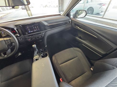 Used 2025 Toyota Camry LE image 37