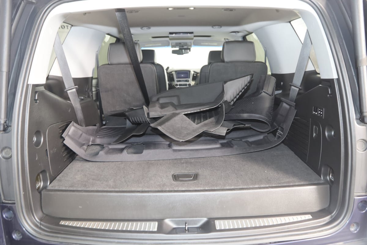 Used 2019 GMC Yukon Denali w/ Denali Ultimate Package AWD/4WD image 38