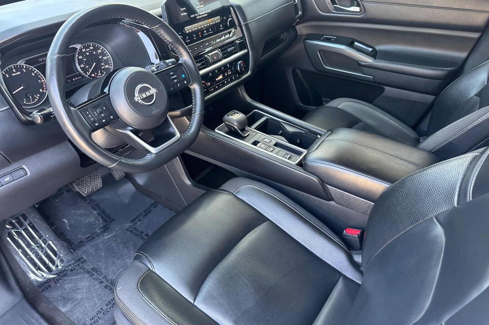 Used 2022 Nissan Pathfinder SL FWD image 10