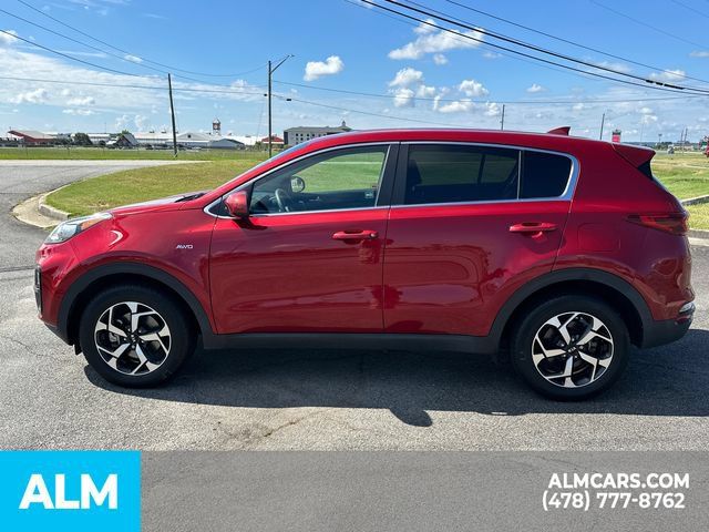 Used 2022 Kia Sportage LX AWD/4WD image 9