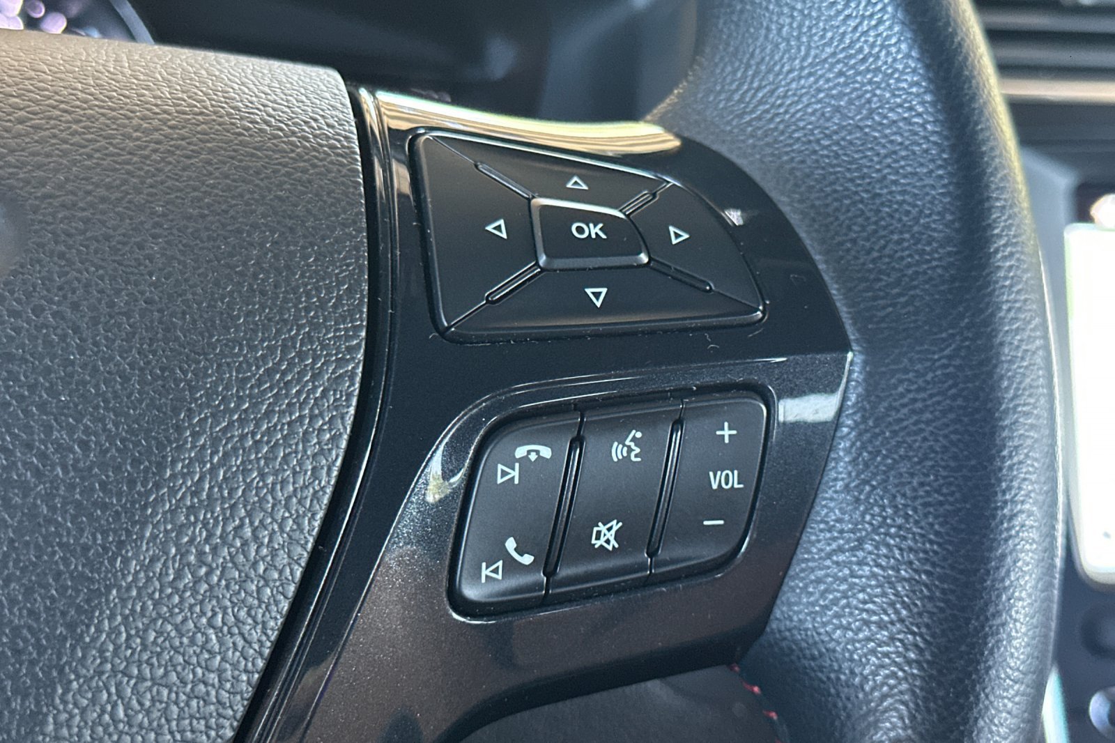 Used 2018 Ford Explorer Sport w/ Equipment Group 401A AWD/4WD image 29