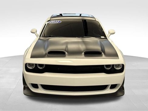 Used 2022 Dodge Challenger SRT Hellcat RWD image 4