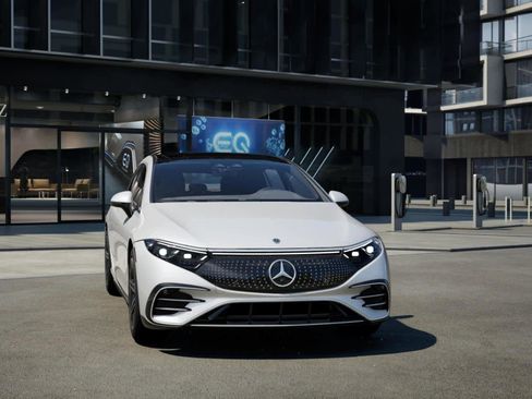 New 2026 Mercedes-Benz EQS 450+ Sedan image 7