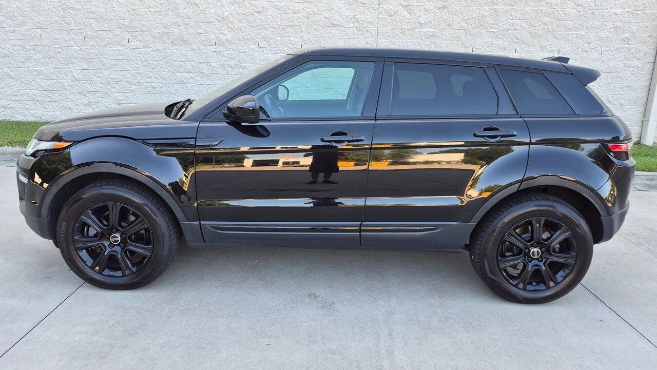Used 2017 Land Rover Range Rover Evoque SE Premium AWD/4WD image 5