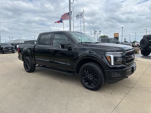 New 2026 Ford F150 Lariat w/ Equipment Group 501A Mid AWD/4WD image 8