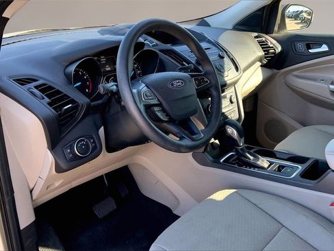 Used 2018 Ford Escape SE image 13