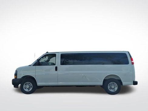 New 2026 Chevrolet Express 3500 LS RWD image 7