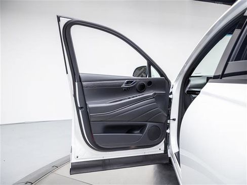 New 2026 Genesis GV80 3.5T Prestige image 32