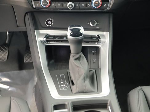New 2025 Audi Q3 2.0T Premium image 21