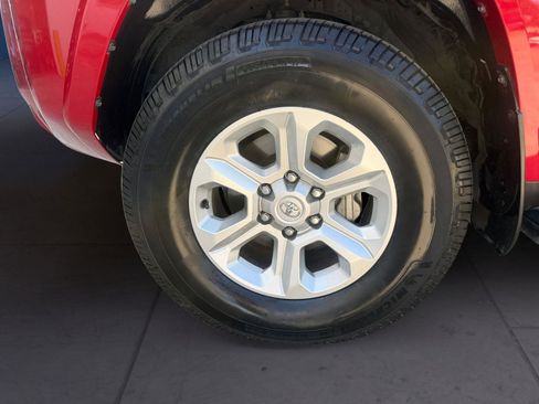 Used 2023 Toyota 4Runner SR5 AWD/4WD image 14