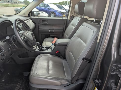 Used 2019 Ford Flex Limited w/ Equipment Group 303A AWD/4WD image 8