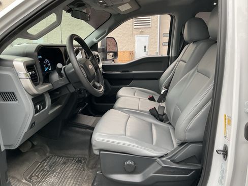 Used 2023 Ford F350 XL w/ Snow Plow Prep Package AWD/4WD image 10