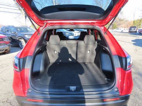 Certified 2025 Honda HR-V Sport image 12