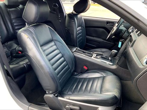 Used 2014 Ford Mustang Coupe w/ Equipment Group 102A image 8