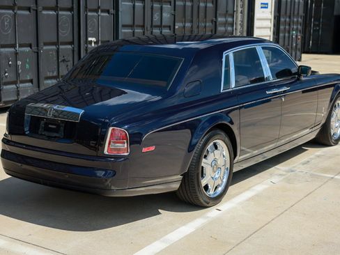 Used 2006 Rolls-Royce Phantom Sedan RWD image 11
