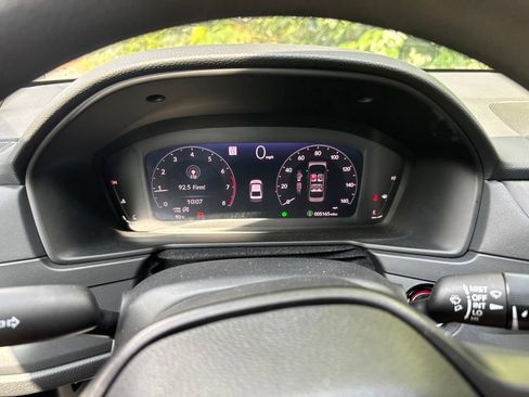 Used 2025 Honda Accord SE image 15
