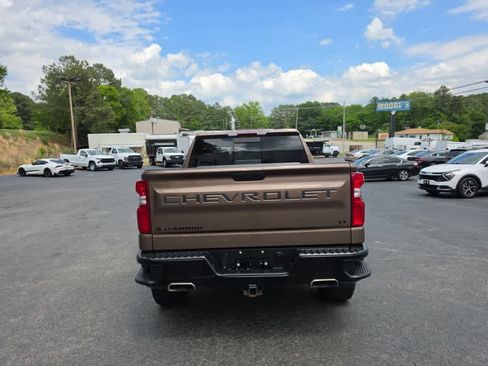 Used 2019 Chevrolet Silverado 1500 LT Trail Boss AWD/4WD image 4