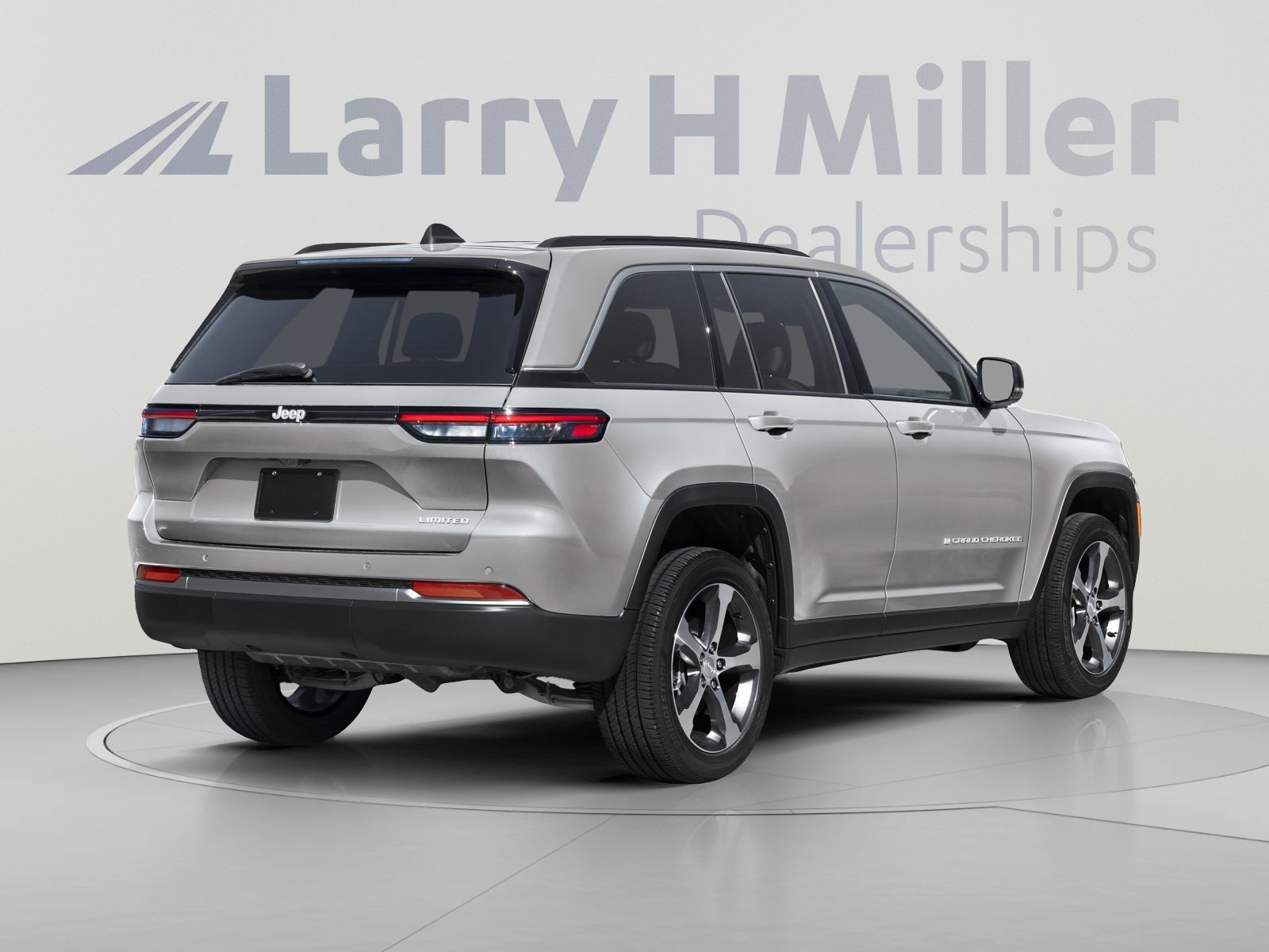 New 2026 Jeep Grand Cherokee Laredo w/ Trailer Tow Package AWD/4WD image 3