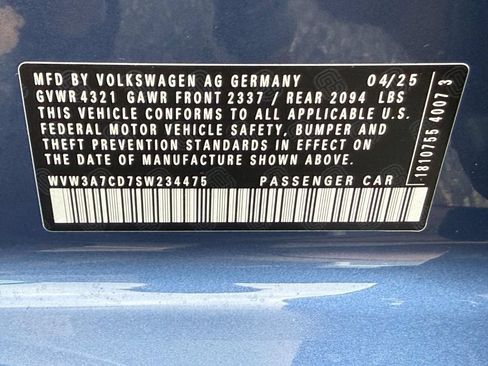 Certified 2025 Volkswagen GTI SE FWD image 23