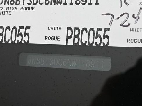 Used 2022 Nissan Rogue Platinum w/ Head-Up Display Package FWD image 24