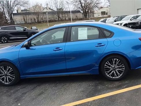 Used 2022 Kia Forte GT-Line w/ GT-Line Premium Package image 8