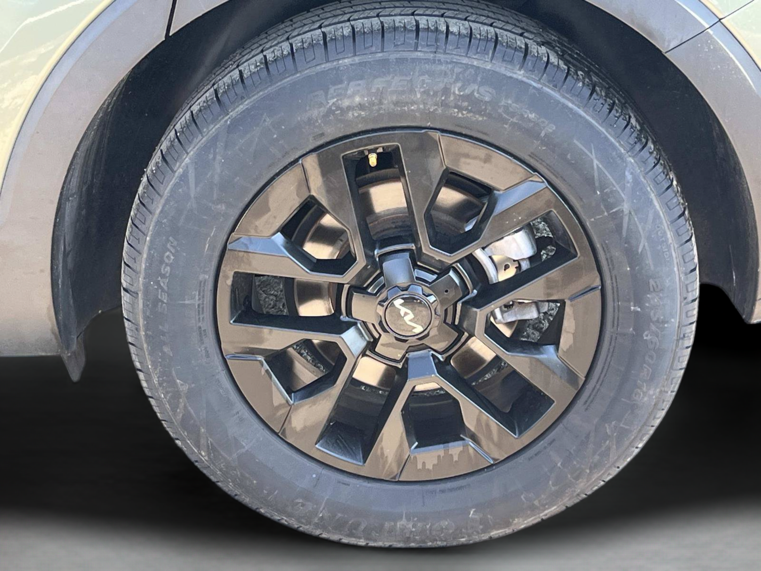 Used 2023 Kia Telluride SX X-Pro AWD/4WD image 11
