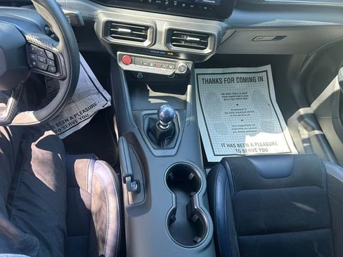 Used 2025 Ford Mustang Dark Horse image 11