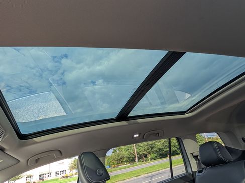 Used 2026 Volkswagen Atlas SE w/ Panoramic Sunroof Package FWD image 20