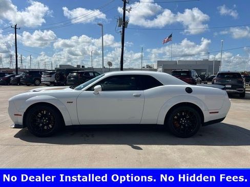 Used 2022 Dodge Challenger R/T Scat Pack RWD image 8