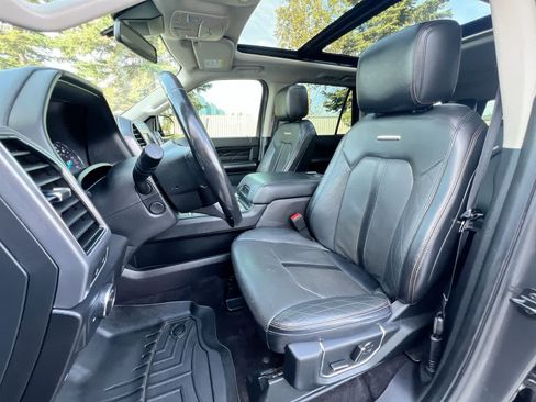 Used 2019 Ford Expedition Max Platinum AWD/4WD image 11