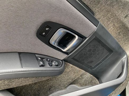 Used 2018 BMW i3 image 27