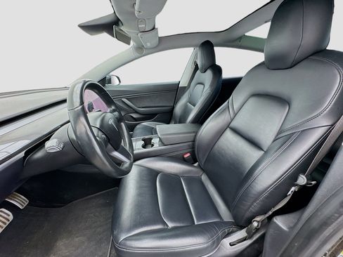 Used 2018 Tesla Model 3 Long Range image 13